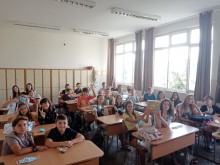 Шестокласници от Пловдив се включиха в кампанията "Заедно за Ангел"
