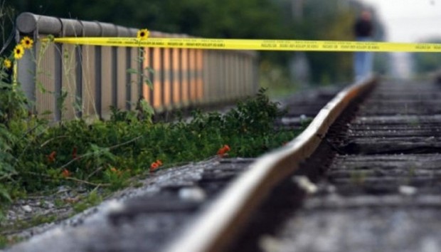 Жена e скочила под бързия влак Пловдив София Около 20 часа е