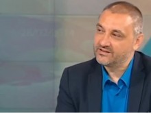 Доц. Чорбанов развенча митовете за UV лампите, дезинфекцията и кръвната плазма