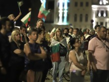 Independent: България протестира от 70 дни, но никой не й обръща внимание