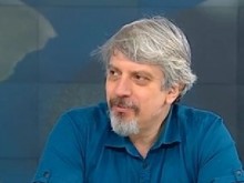 Мнение: Добре е извънредната епидемична обстановка да бъде удължена