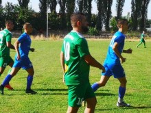 Собственикът на Спартак изгледа разгромна победа на дубъла