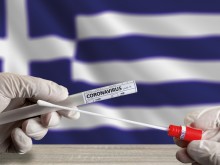 Гърция обмисля въвеждането на още по-крути мерки срещу COVID-19
