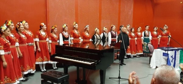 Академичният народен хор и джаз трио от АМТИИ откриха дните "Пловдив на гости в София“