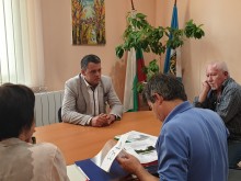 Мащабна реконструкция връща блясъка на Дондуковата градина