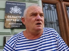 Росен Марков иска да купи сградата на Народното събрание за публичен дом
