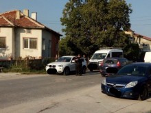 Задържаха мъж, обещавал облаги на възрастни хора, представяйки се за общински служител