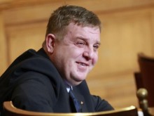 Каракачанов: Няма как да се случи това, което иска президентът