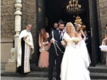 Водеща на "По света и у нас" се омъжи за шефа си