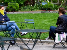 86% от българите спазвали дистанция и носели предпазни маски