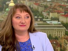 Сачева: Нашият премиер си има своя специфика на говорене, а президентът пък подклажда насилие