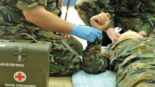 Военно обучение за учениците от гимназия в рамките на не