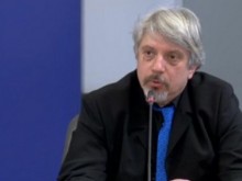 Математикът на НОЩ: 1 на всеки 100 човека у нас в момента е с COVID-19