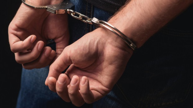 Трима български граждани са арестувани вчера в Румъния по обвинения