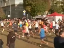 Маратонци бягат с благородна кауза за София, Пловдив, Варна и Бургас