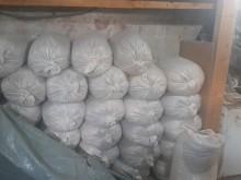 Полицията откри близо 2,5 тона нелегален тютюн в Катуница