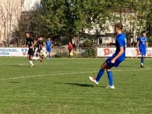 Мариян Гиров вкара в четвърти пореден мач на Спартак, пълен актив за дублиращия тим