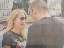 Непознат млад мъж често се отбива в дома на Венета Райкова
