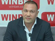 Кобрата "дръпна ръчната": Все още не се знае дали мача с Джошуа ще го има