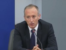 Вълчев: Категорично не предвиждаме затваряне на училища
