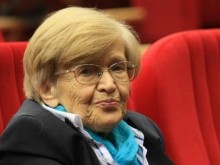 Радев за смъртта на проф. Вучева: Тя ни завеща убеждението, че парите са средство за реализиране на политики с грижа за хората