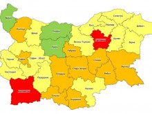 Вижте какво каза здравният министър от едната от двете червени COVID зони в България