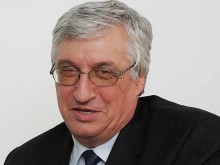 Проф. Нейков: Политици са готови да пожертват пенсионния модел в името на партизанлъка