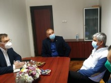 Ще обсъждат дали маските да станат задължителни и на открито