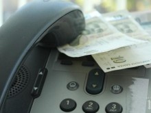82-годишна жена "съдейства" на фалшив полицай с близо 4000 лева