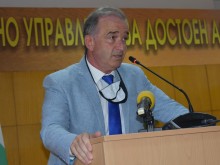 Кметът на Асеновград – с отрицателен PCR тест