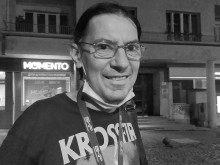 Внезапно ни напусна пловдивският журналист Михаил Миховски