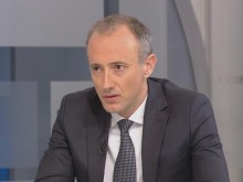 Вълчев каза дали предстои цялостно затваряне на училищата