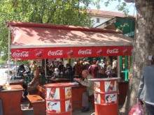 Прибират майонезата за дюнери