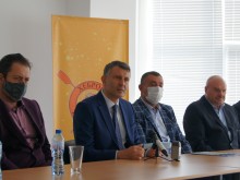 Професор пое ръководството на пловдивския гребен клуб "Хеброс"