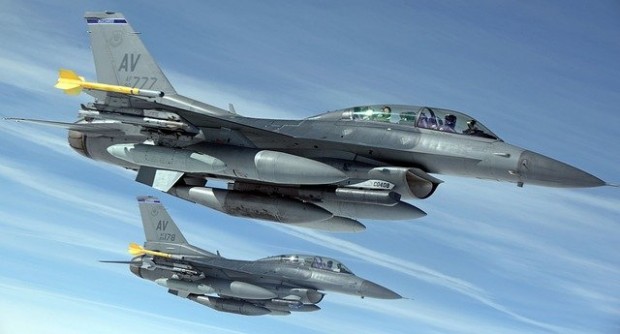 САЩ възнамеряват да подарят на България два изтребителя F-16, става