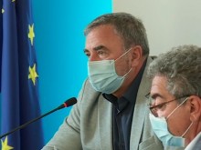 Доц. Кунчев изясни при кои случаи не е нужно да се носи маска