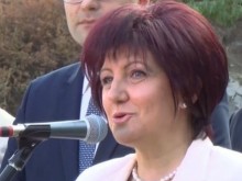 Караянчева покани европейски наблюдатели на парламентарните избори в България