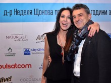 Обаятелната пловдивска лекарка Неделя Щонова не спира да вдъхновява