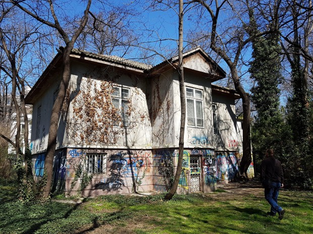Започна обследване на къщата на чешкия архитект Антон Новак –