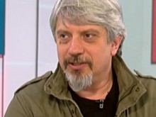 Витанов: След 2 седмици ще намалеят заразените, ако се затворим всички вкъщи