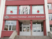 Само 5 дни след положителен PCR издъхна 49-годишна учителка