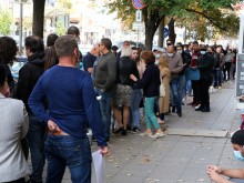 На първо четене: Нов гратисен период за подмяна на лични документи