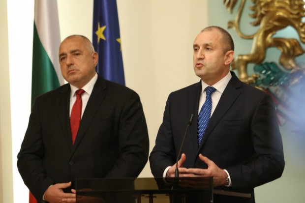 Президентът поздрави българите с Деня на будителите.Според него разговорът за
