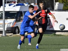 Локо наказа Спартак с 6:1 в дербито при U17