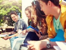 PISA: 75% от българските ученици не понасят чужденци и хора с други убеждения