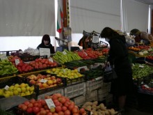 НАП с масови проверки по пазарите за плодове и зеленчуци