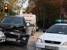 Денят започна с катастрофа в Кючука, образува се адско задръстване!