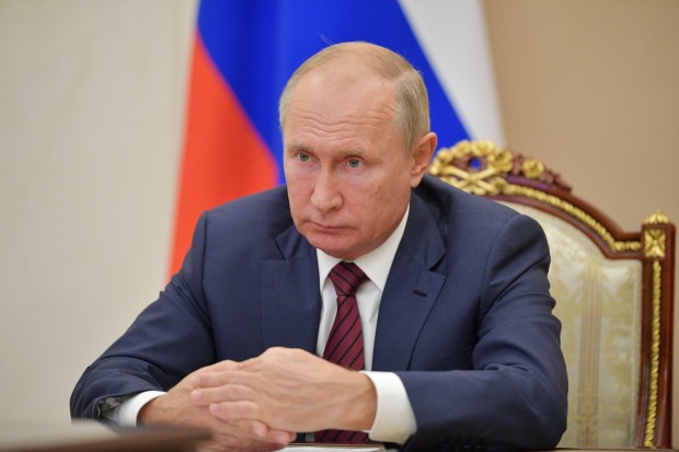 Владимир Путин ще се оттегли в началото на следващата година