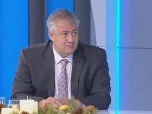 Проф. Балтов: Заради "експерти" обществото е раздвоено относно COVID-19