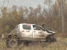 Младежи на 18 и 19 години са загиналите в тежкия сблъсък между джип и автобус